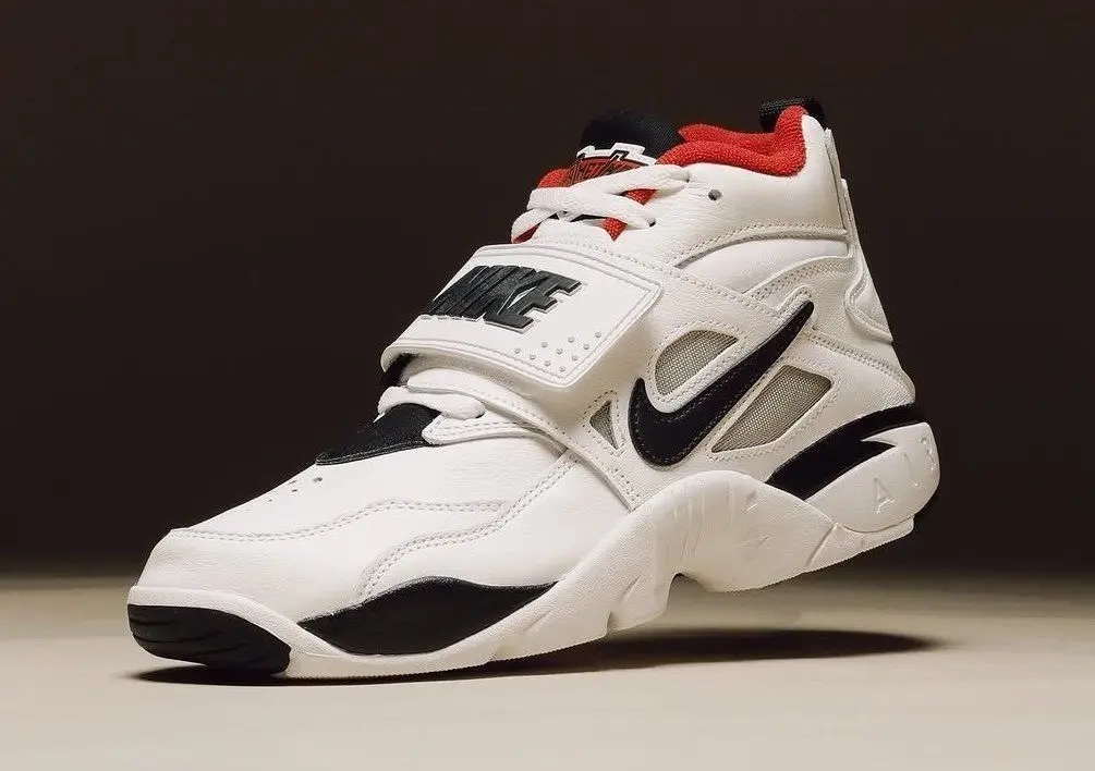 Nike Air DT: The Boldest Cross-Trainers That Redefined Athletic Footwear